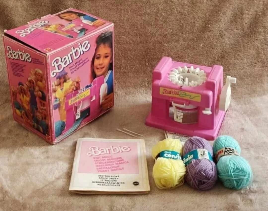 1988 Mattel Barbie Knit Magic