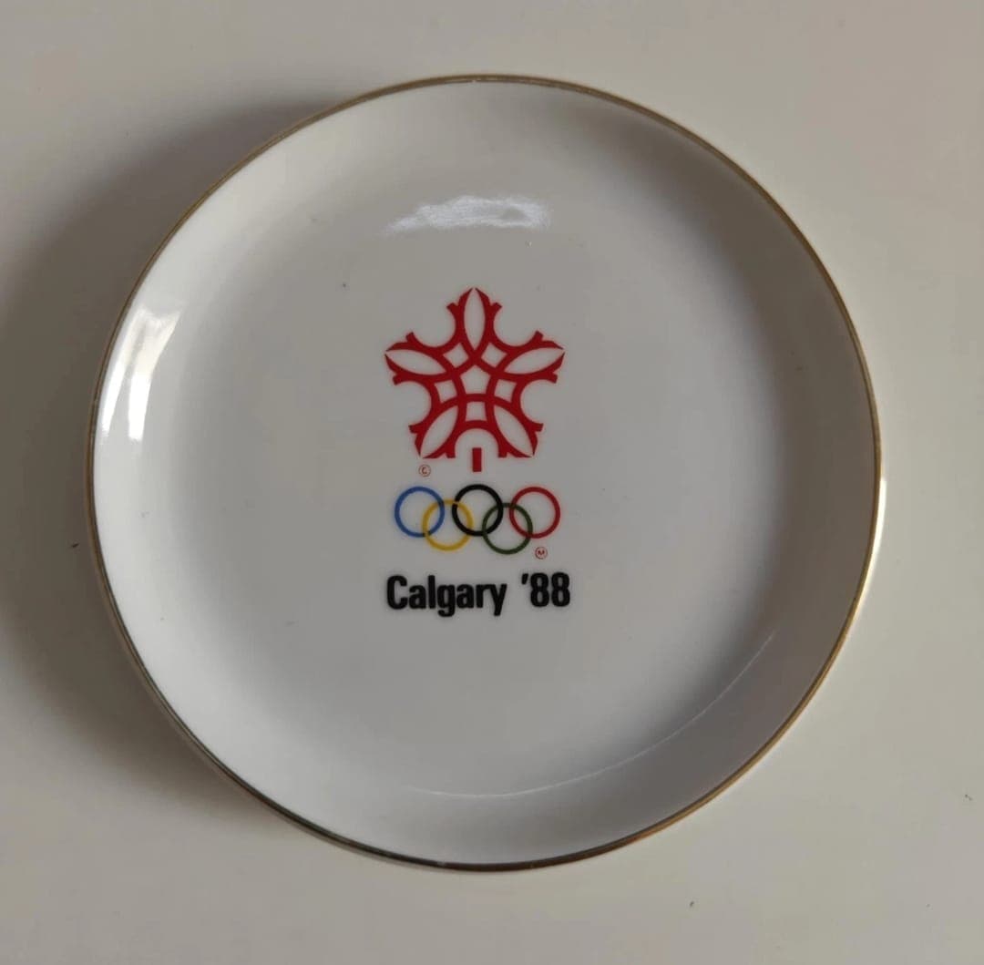Vintage 1988 Calgary Winter Olympics Collector Plate Souvenir 4" Diameter