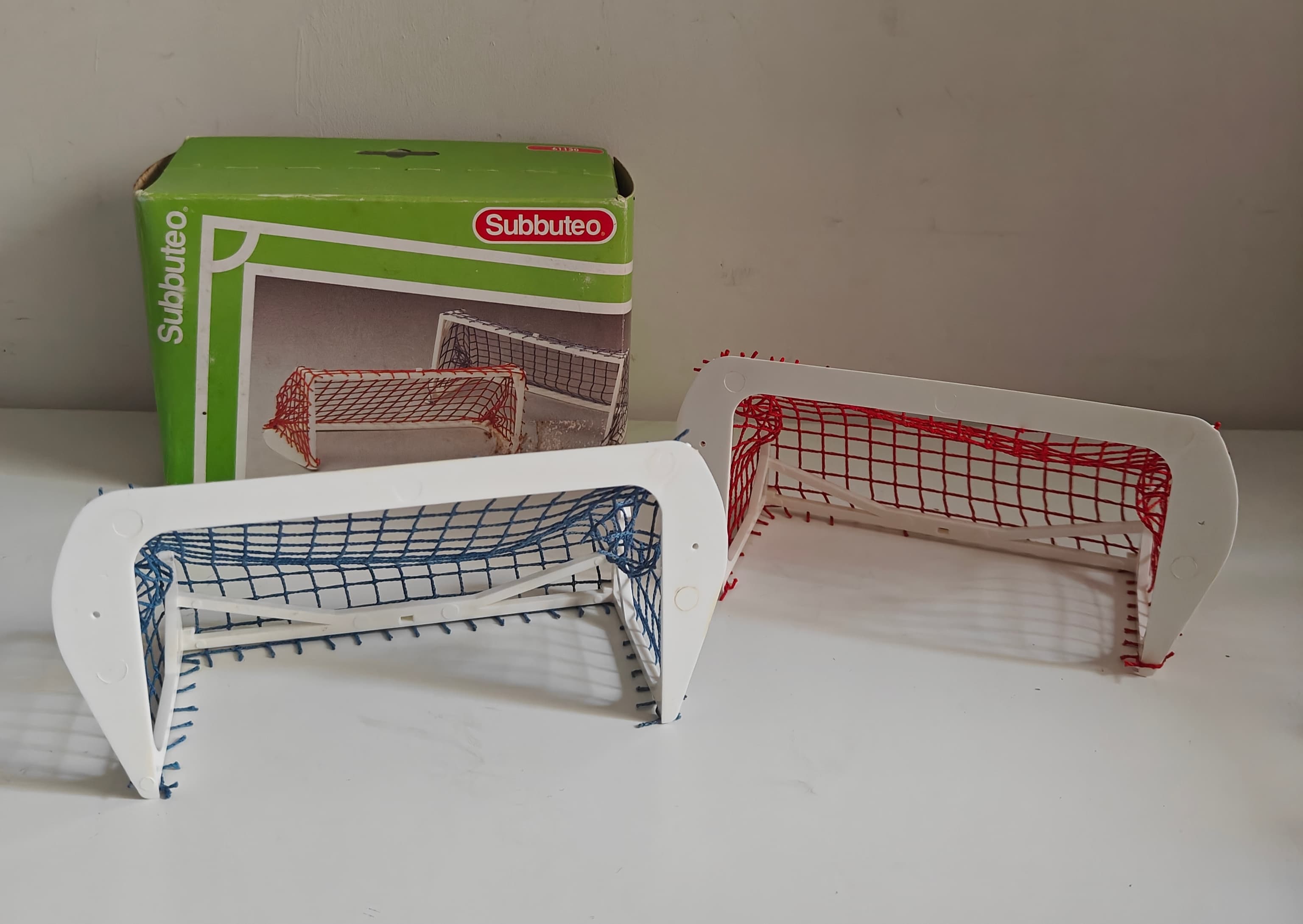 1995 Subbuteo World Cup Goals Ref 61130 Complete in Original Box - Very Good Condition