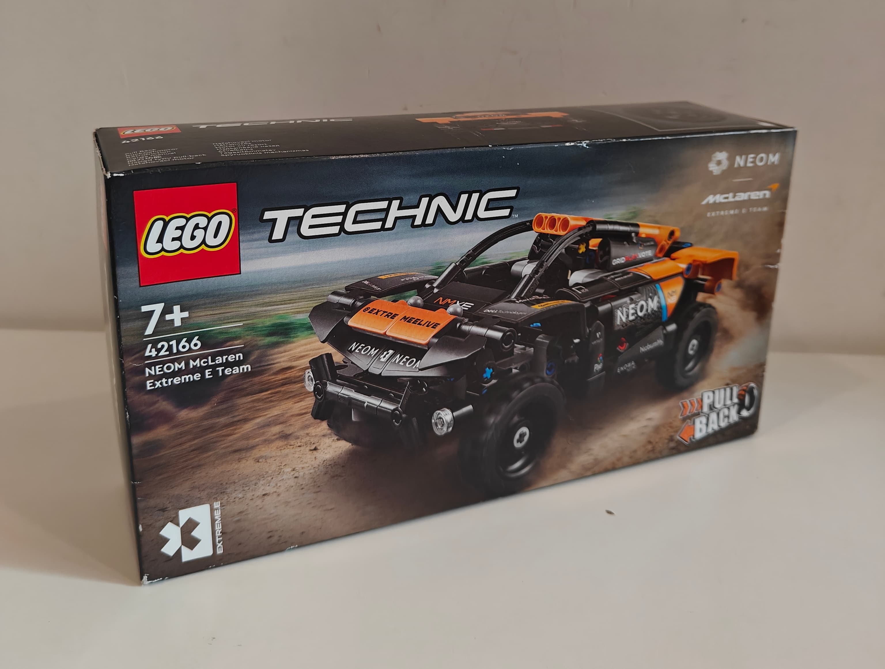 LEGO Technic 42166 NEOM McLaren Extreme E Race Car - Pull-Back Toy - NEW SEALED