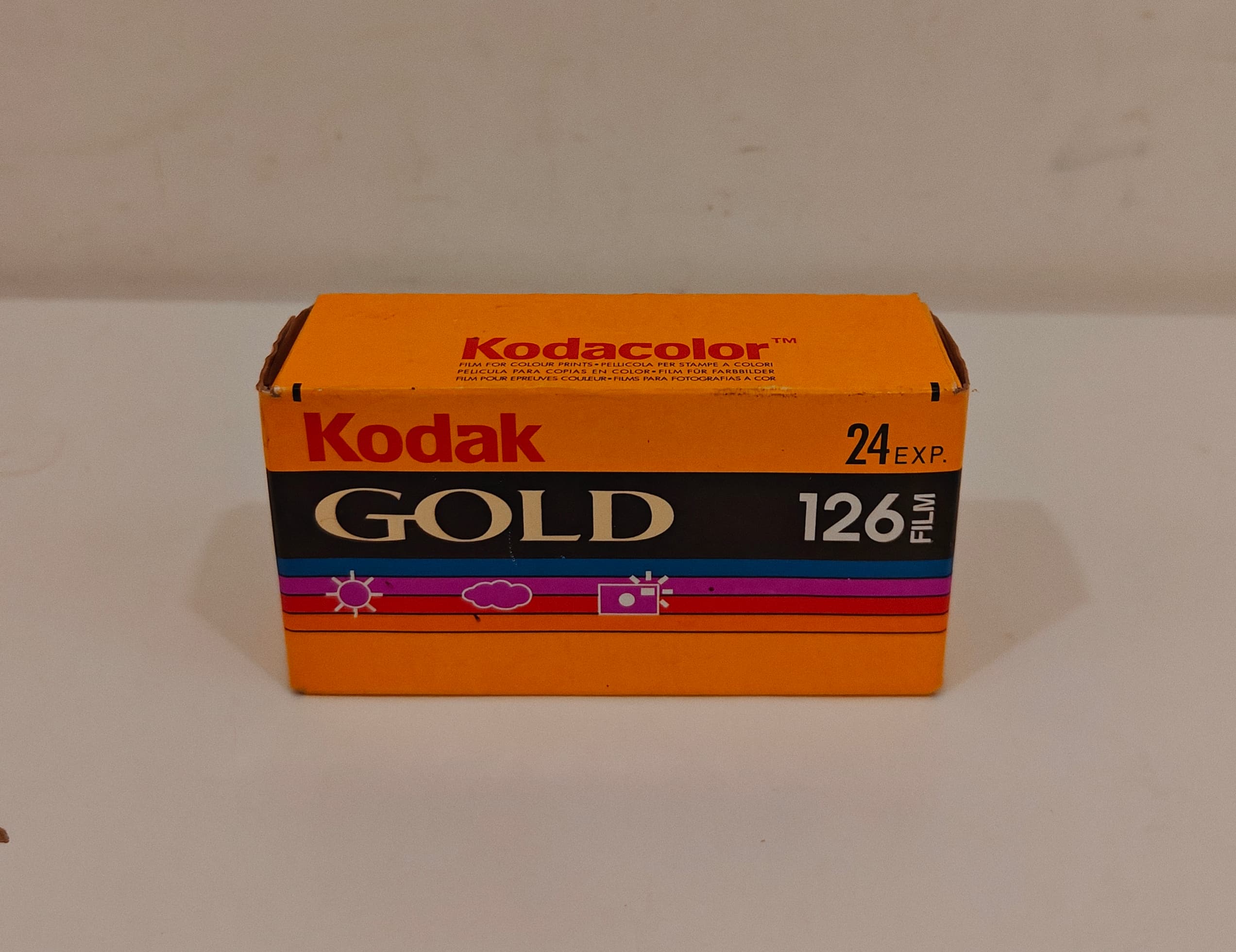 Vintage Kodak Gold 126 Film 24 Exp Color Cartridge Sealed Expired 1999 NOS Rare