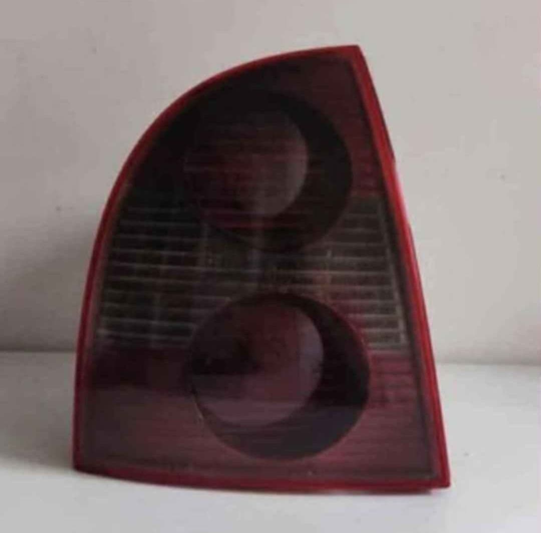 Volkswagen Passat 01-05 Tail Light Left