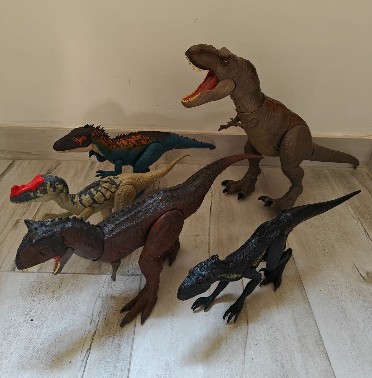 Jurassic World Dinosaur Figure Lot 5 T-Rex Indominus Rex Allosaurus Raptor
