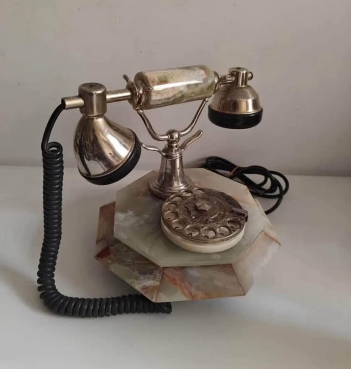 Fatap 24 Carat Gold Plated Marble Rotary Telephone