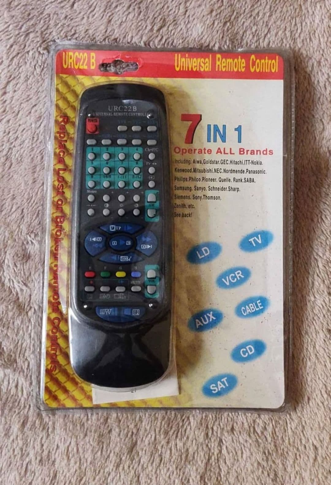Universal Remote Control 7 in 1 Operates All Brands