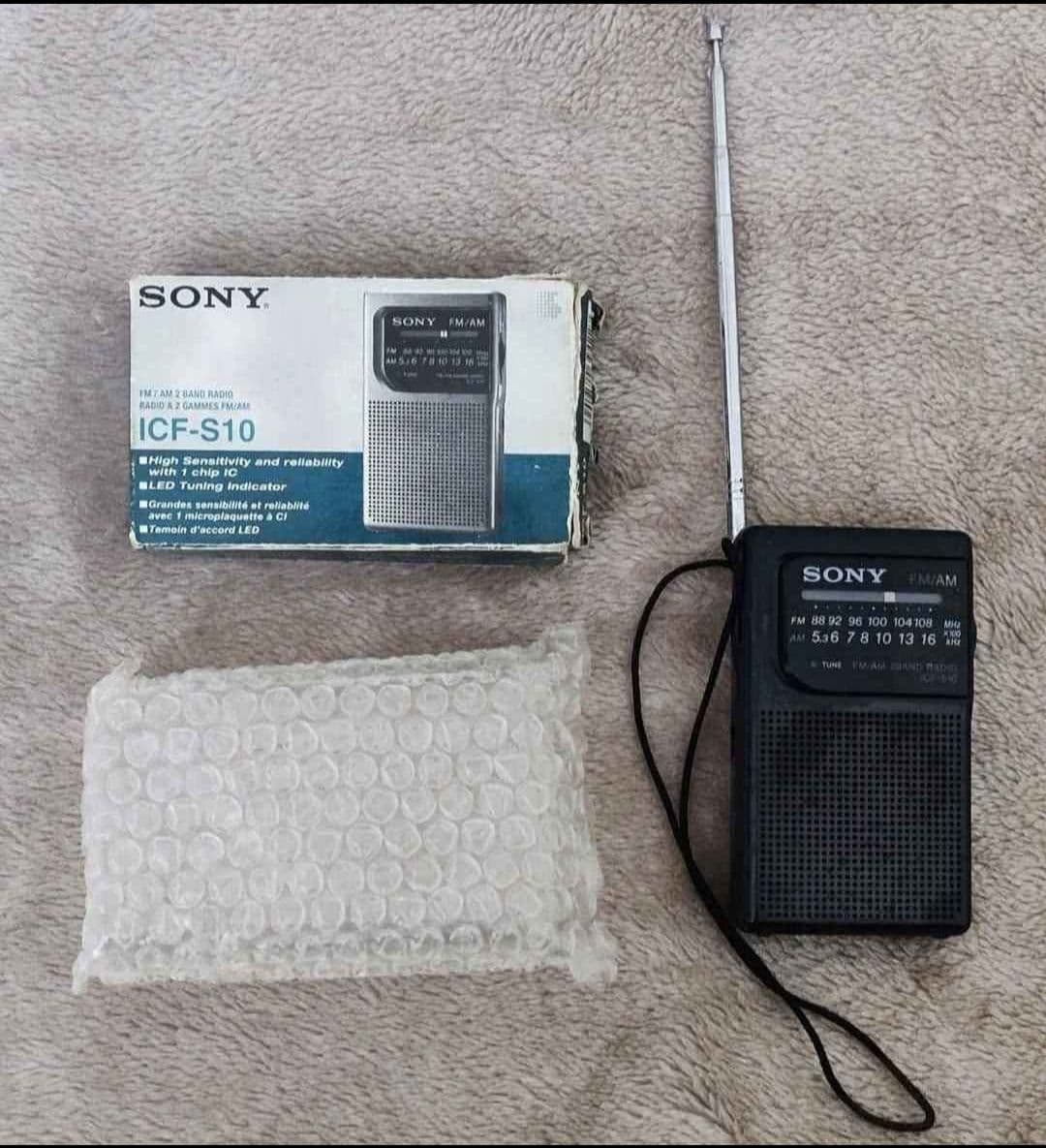 Vintage Sony ICF-S10 FM / AM 2 Band Radio with Original Box (Working)