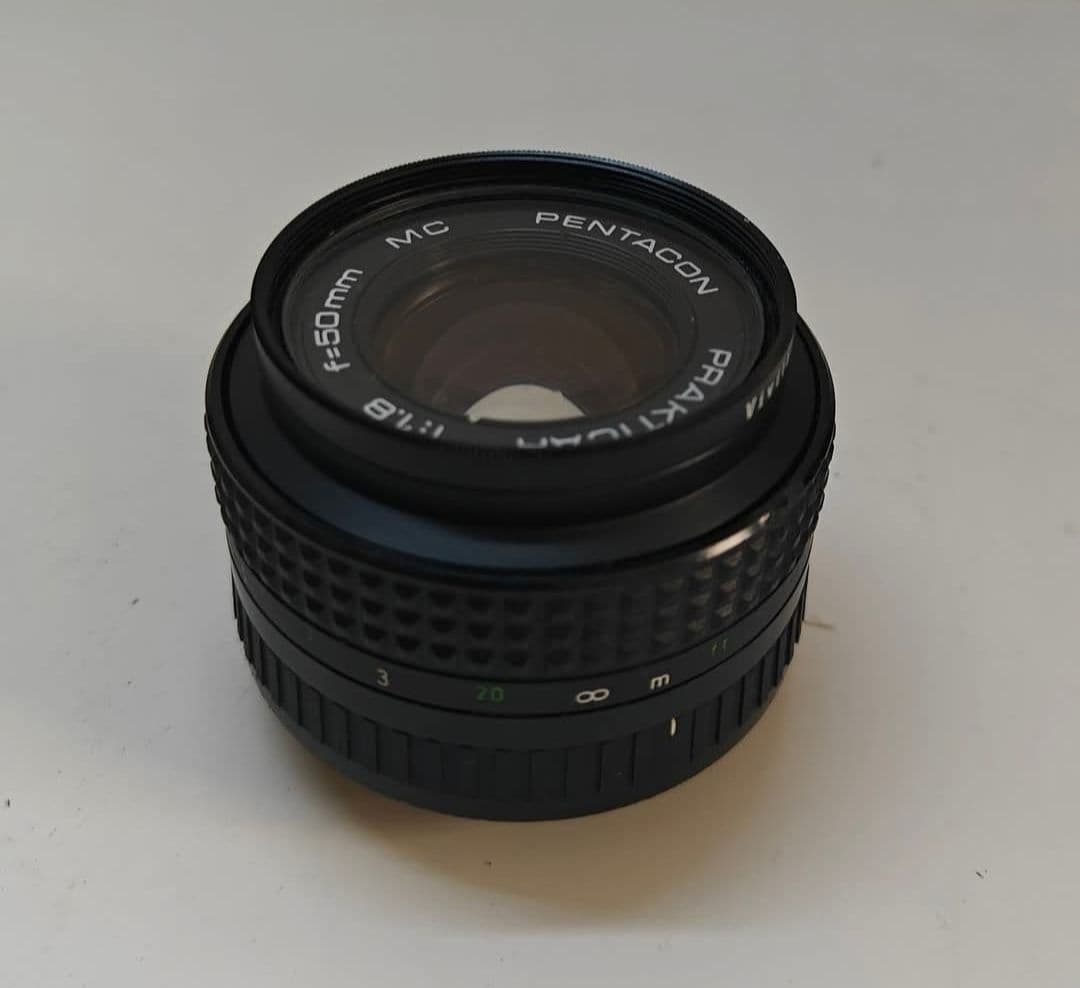 Pentacon Prakticar 1:18 f=50mm MC Standard Lens