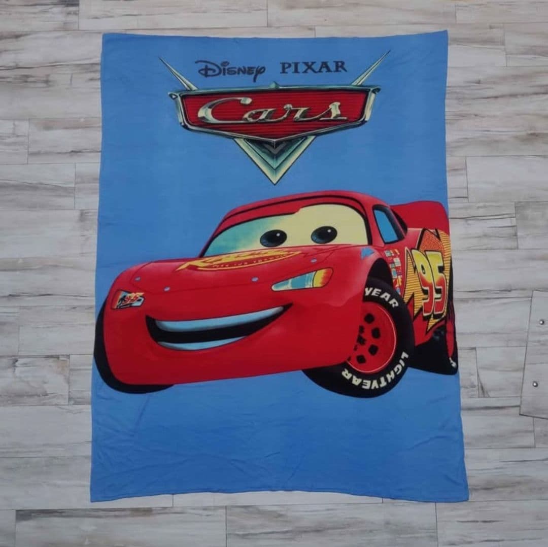 Disney Pixar Cars Lightning McQueen Blanket 183cm by 243cm Twin
