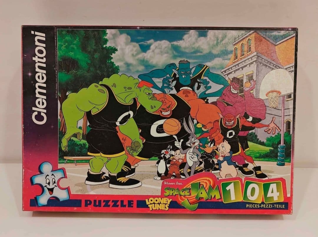 1996 Space Jam Michael Jordan & Looney Tunes Jigsaw Puzzle 104 Pieces