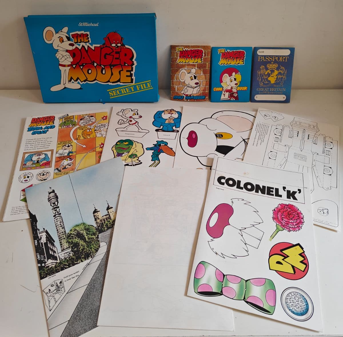 Rare Vintage 1980s St Michael The Danger Mouse Secret File Activity Pack + Inserts