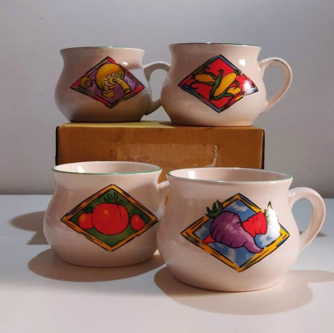 Set of 4 Tomato Onion Mushroom and Corn Soup Bowls