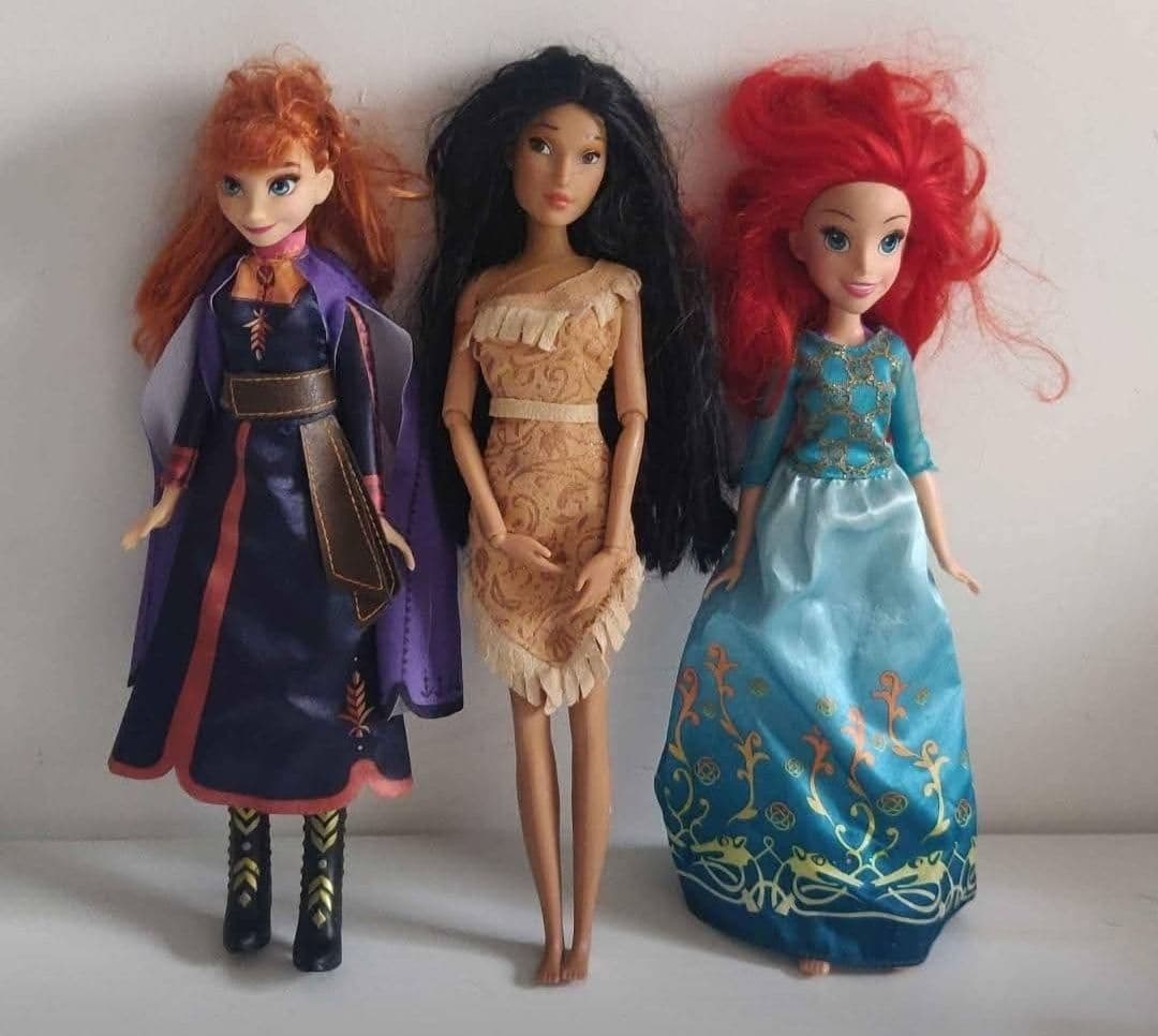 Lot of 3 Original Disney Princesses Pocahontas Anna & Ariel 11" Dolls
