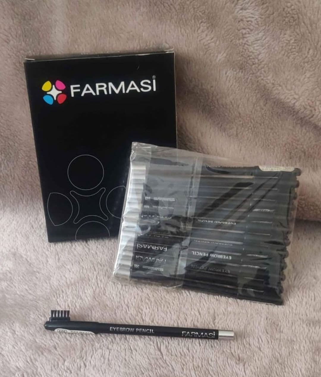 Farmasi Eyebrow Pencil Brown 303