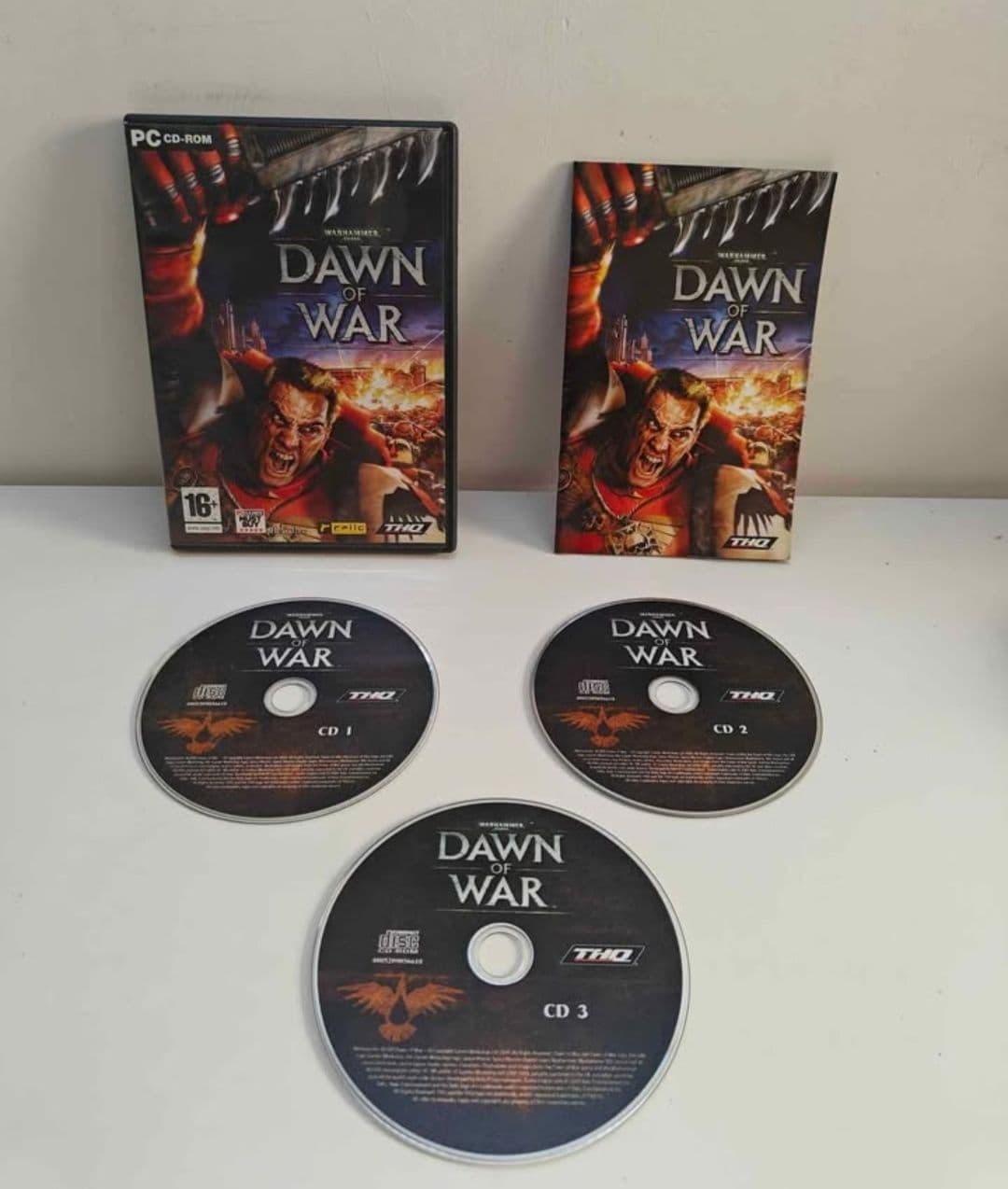 Warhammer 40k Dawn of War PC Game 3 Disc