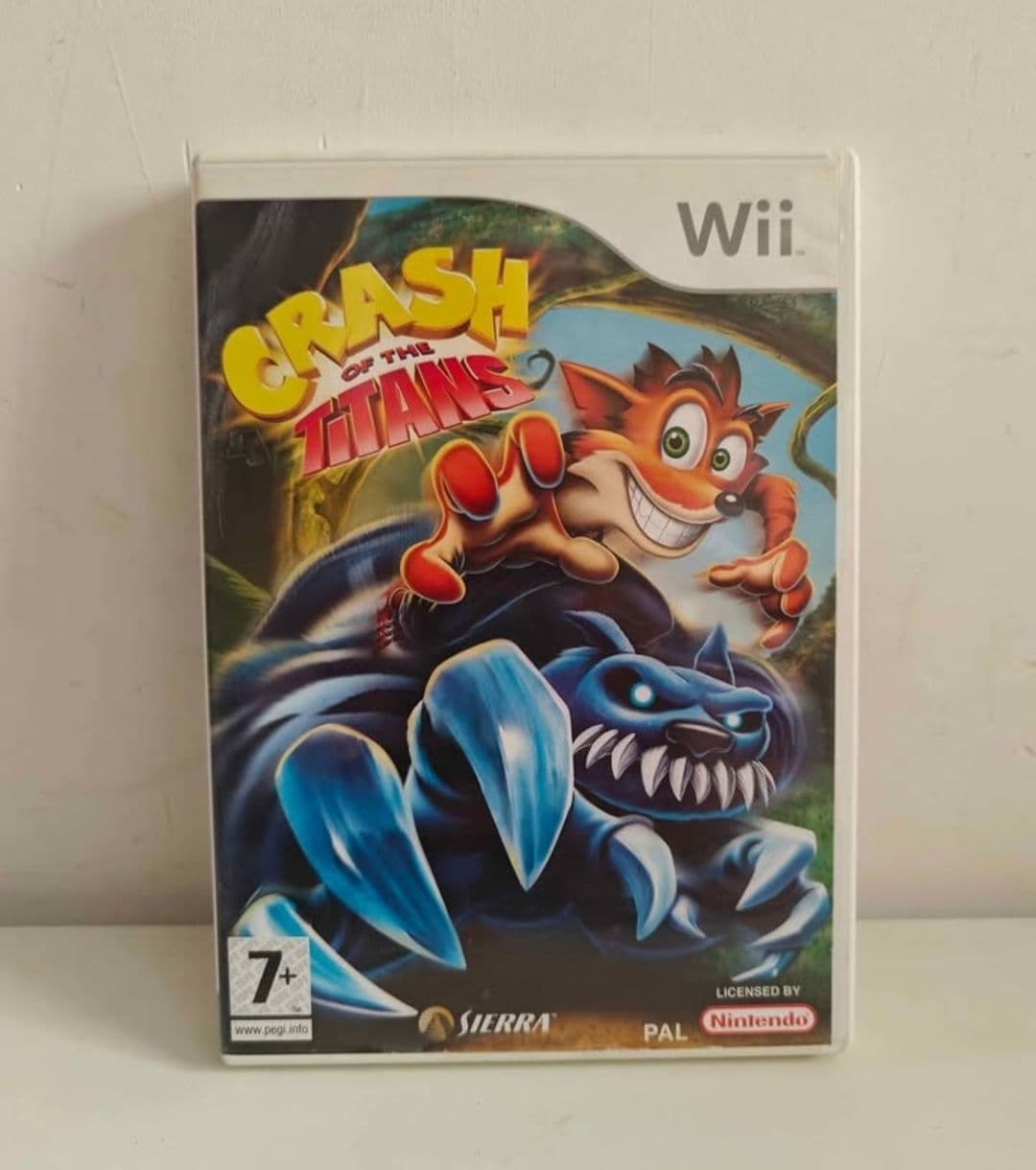 Nintendo Wii Crash Of The Titans Game Complete with Inserts
