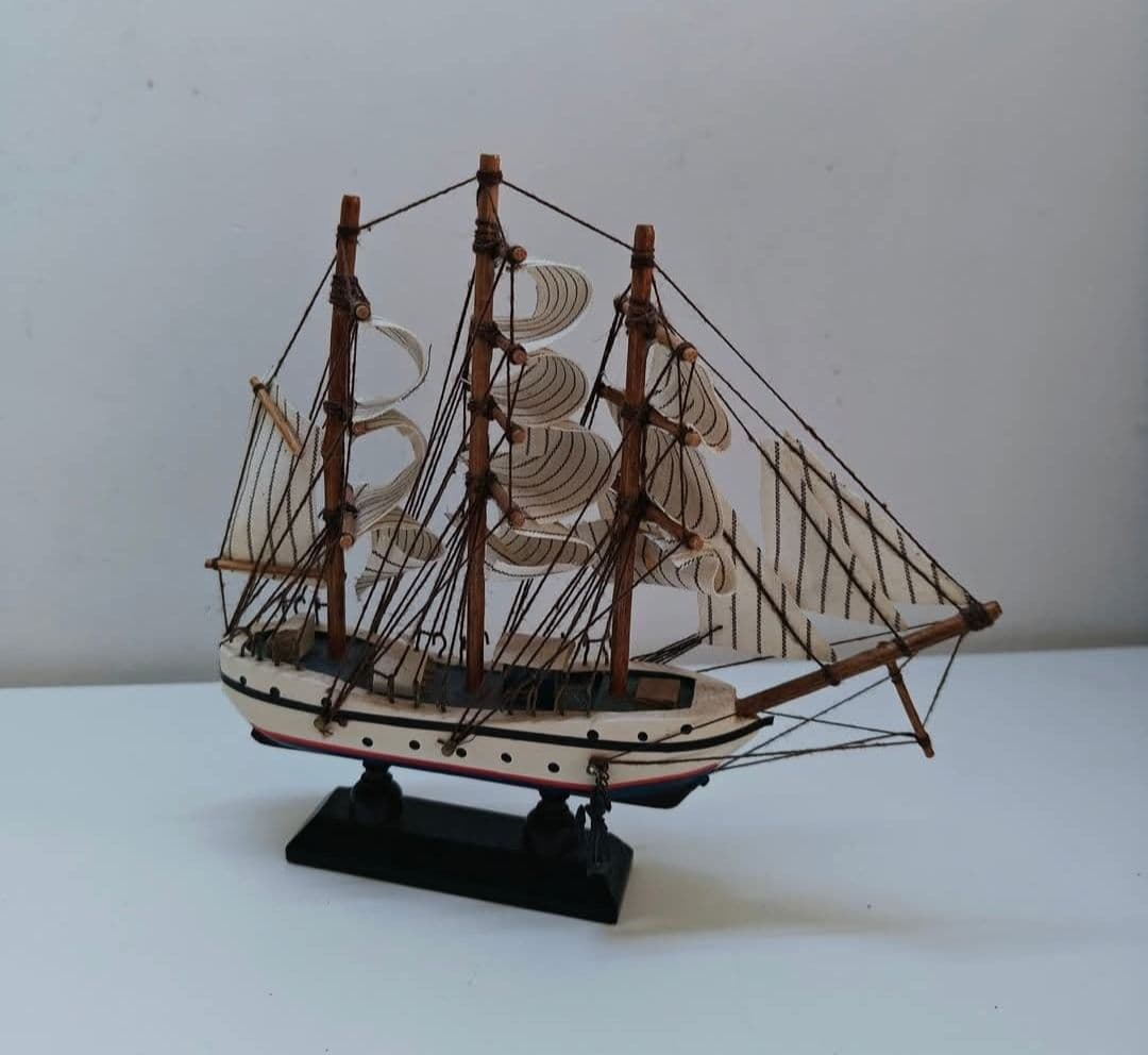 Simon Bolivar Vintage Wooden Model Ship Replica - Size 17cm x 17cm